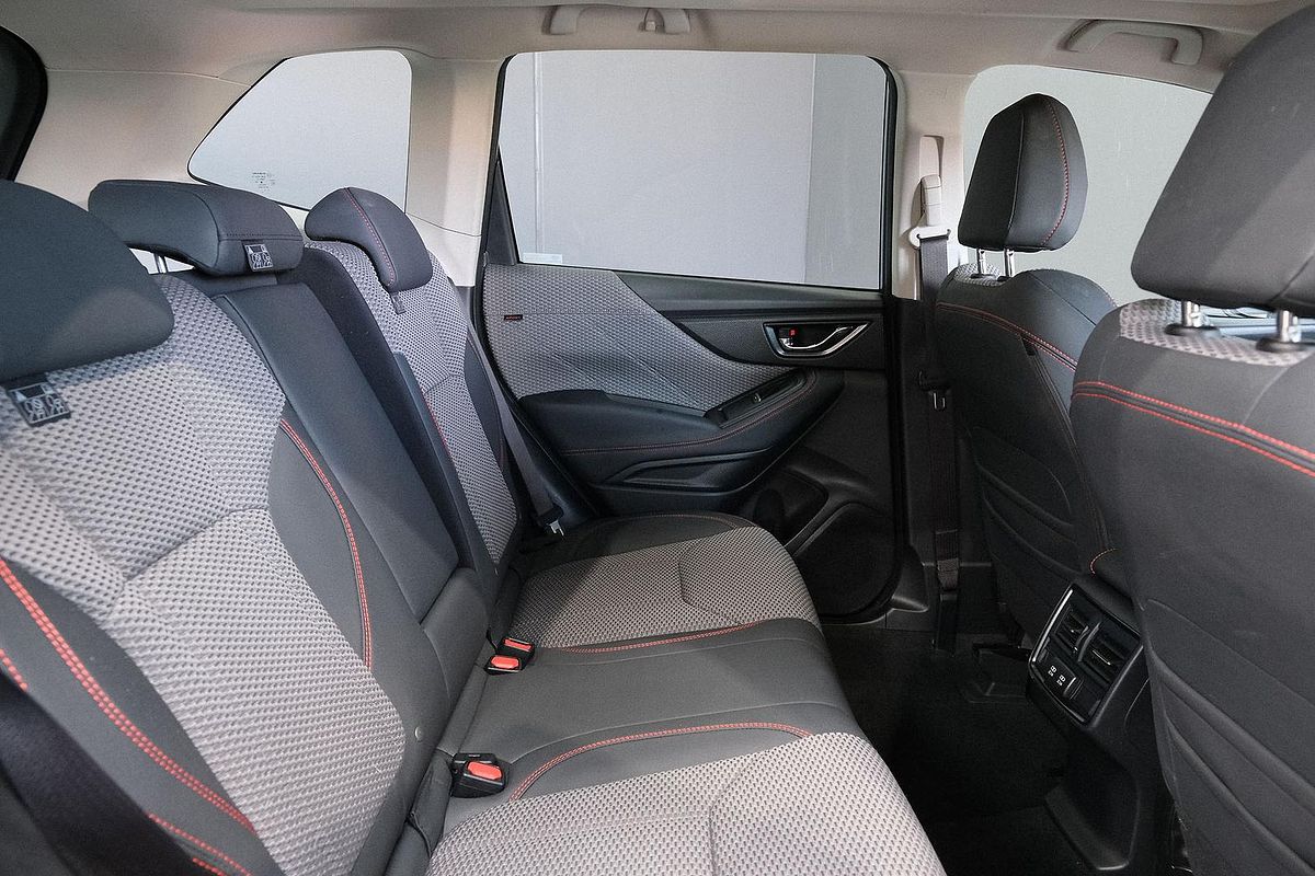 2023 Subaru Forester 2.5i Sport S5