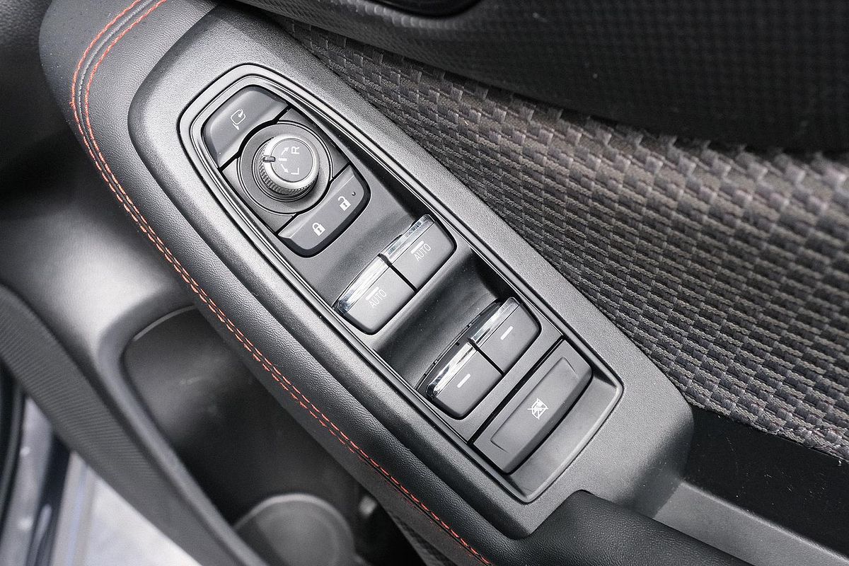 2023 Subaru Forester 2.5i Sport S5