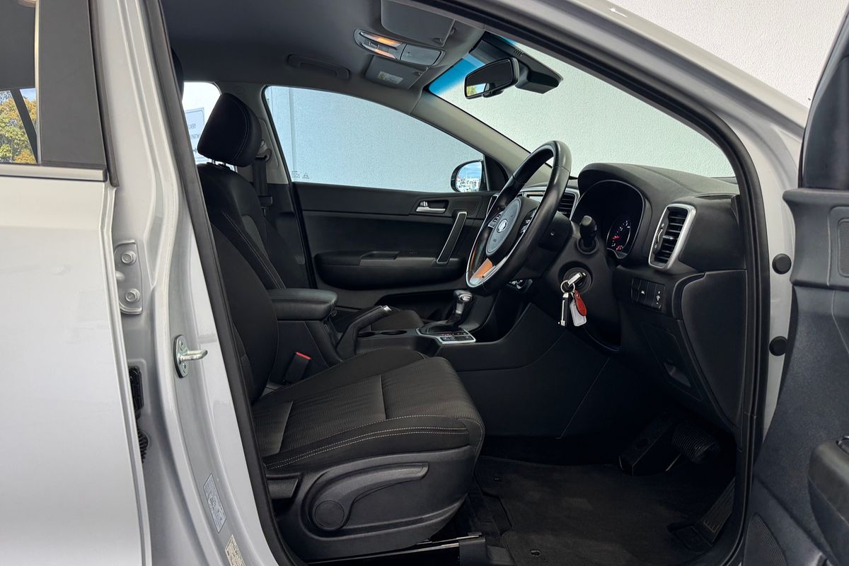 2020 Kia Sportage S QL