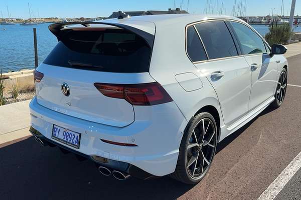 2024 Volkswagen Golf R 8