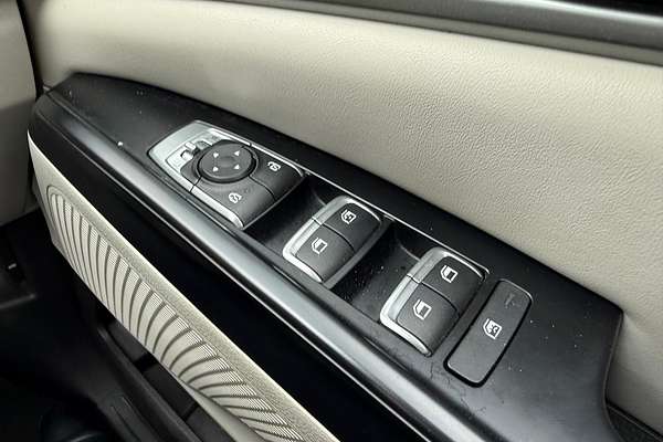 2022 Kia Carnival S KA4