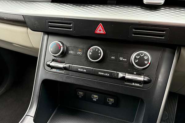 2022 Kia Carnival S KA4