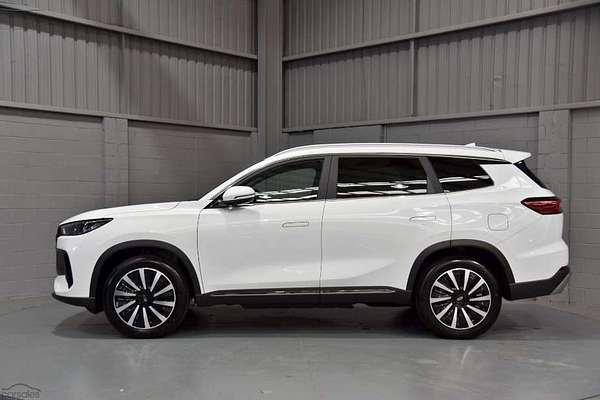 2025 Chery Tiggo 8 Super Hybrid Ultimate T31