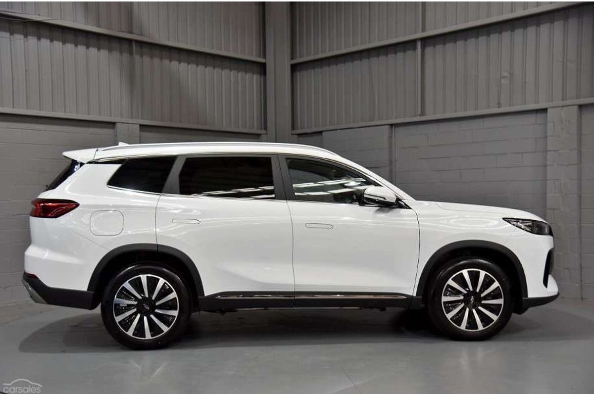2025 Chery Tiggo 8 Super Hybrid Ultimate T31