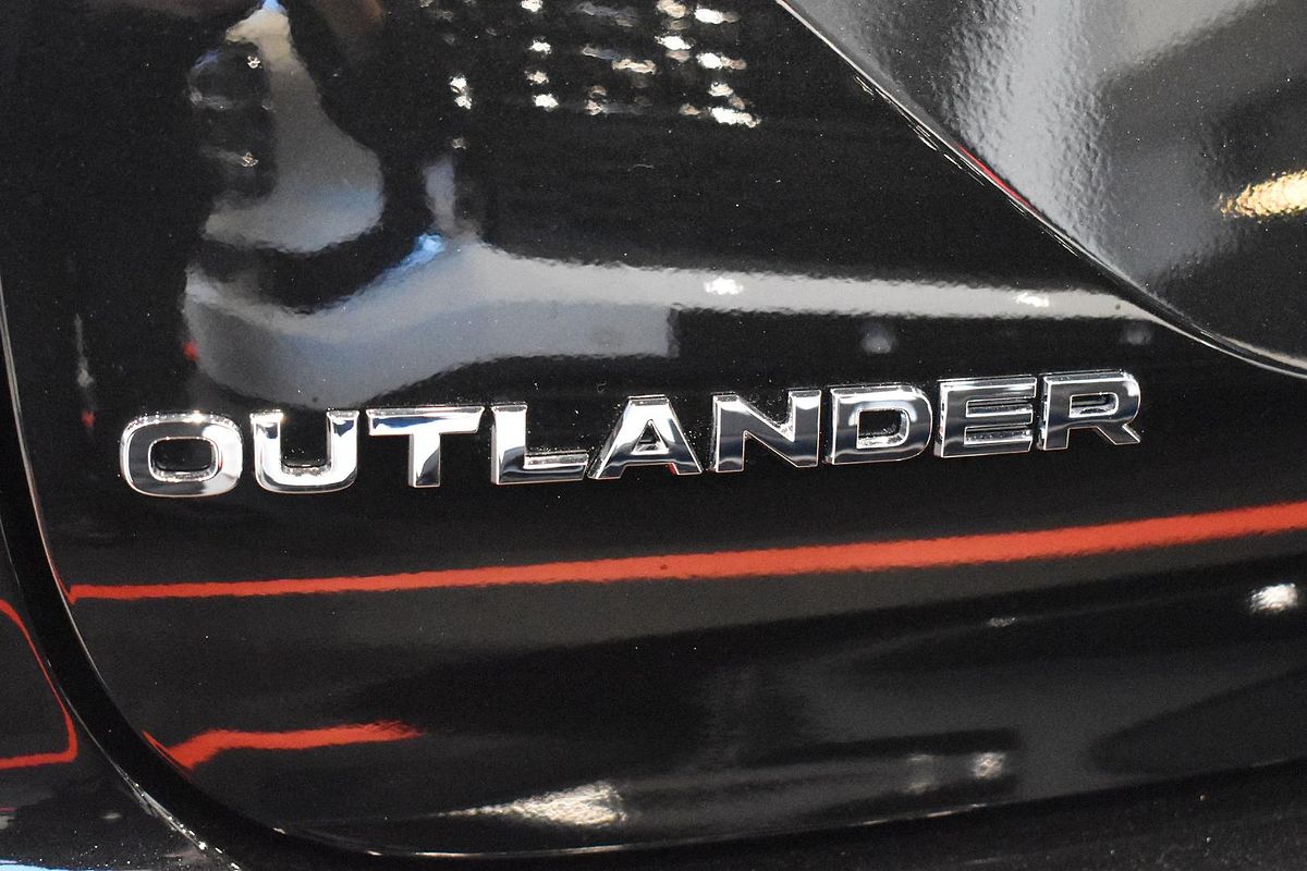 2025 Mitsubishi Outlander Aspire ZM