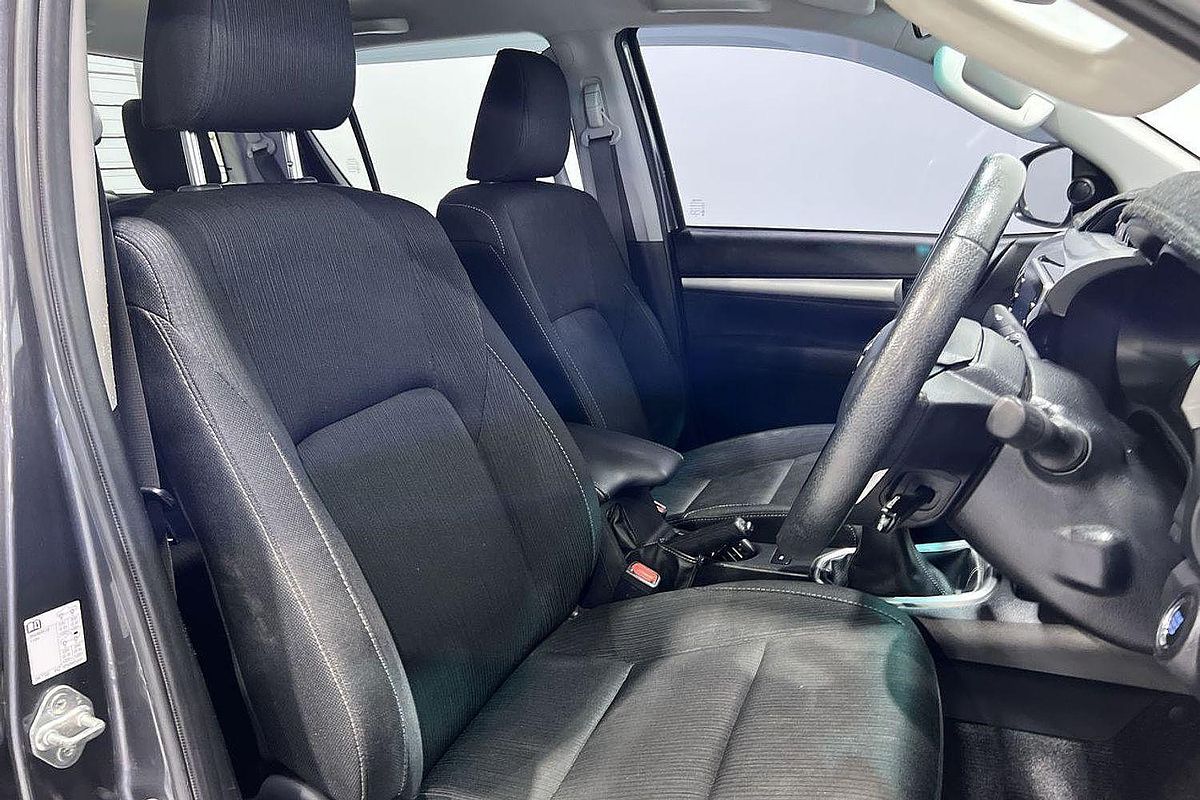 2022 Toyota Hilux SR5 GUN126R 4X4