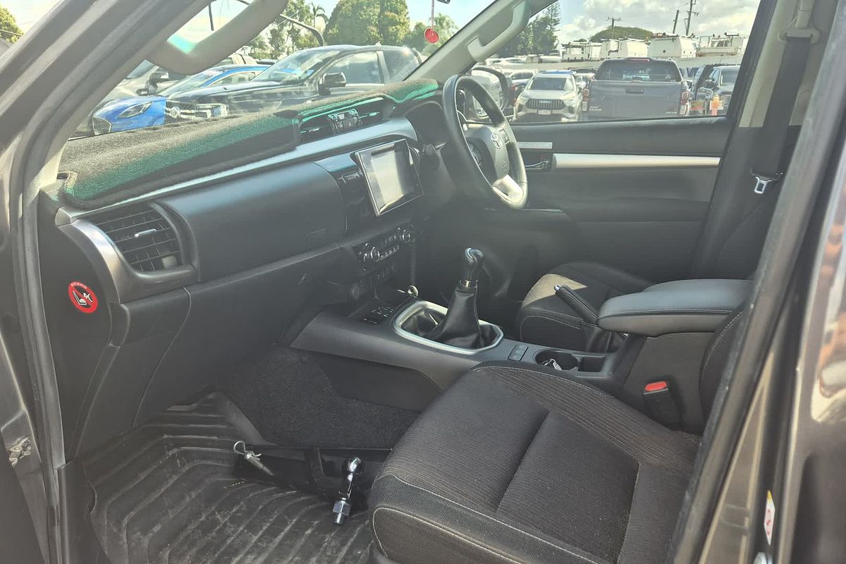 2018 Toyota Hilux SR5 GUN126R 4X4