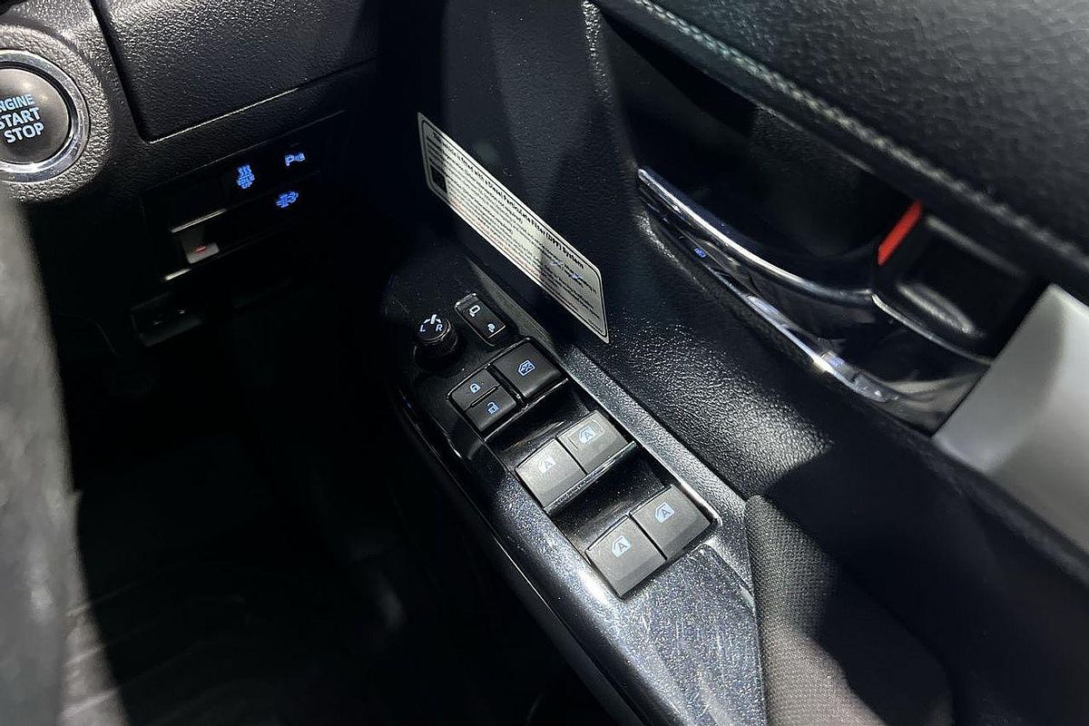 2022 Toyota Hilux SR5 GUN126R 4X4