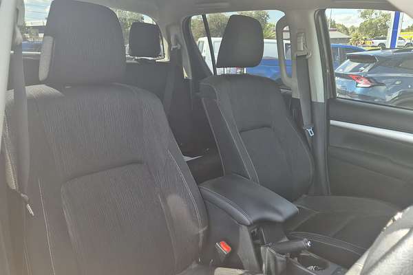 2018 Toyota Hilux SR5 GUN126R 4X4