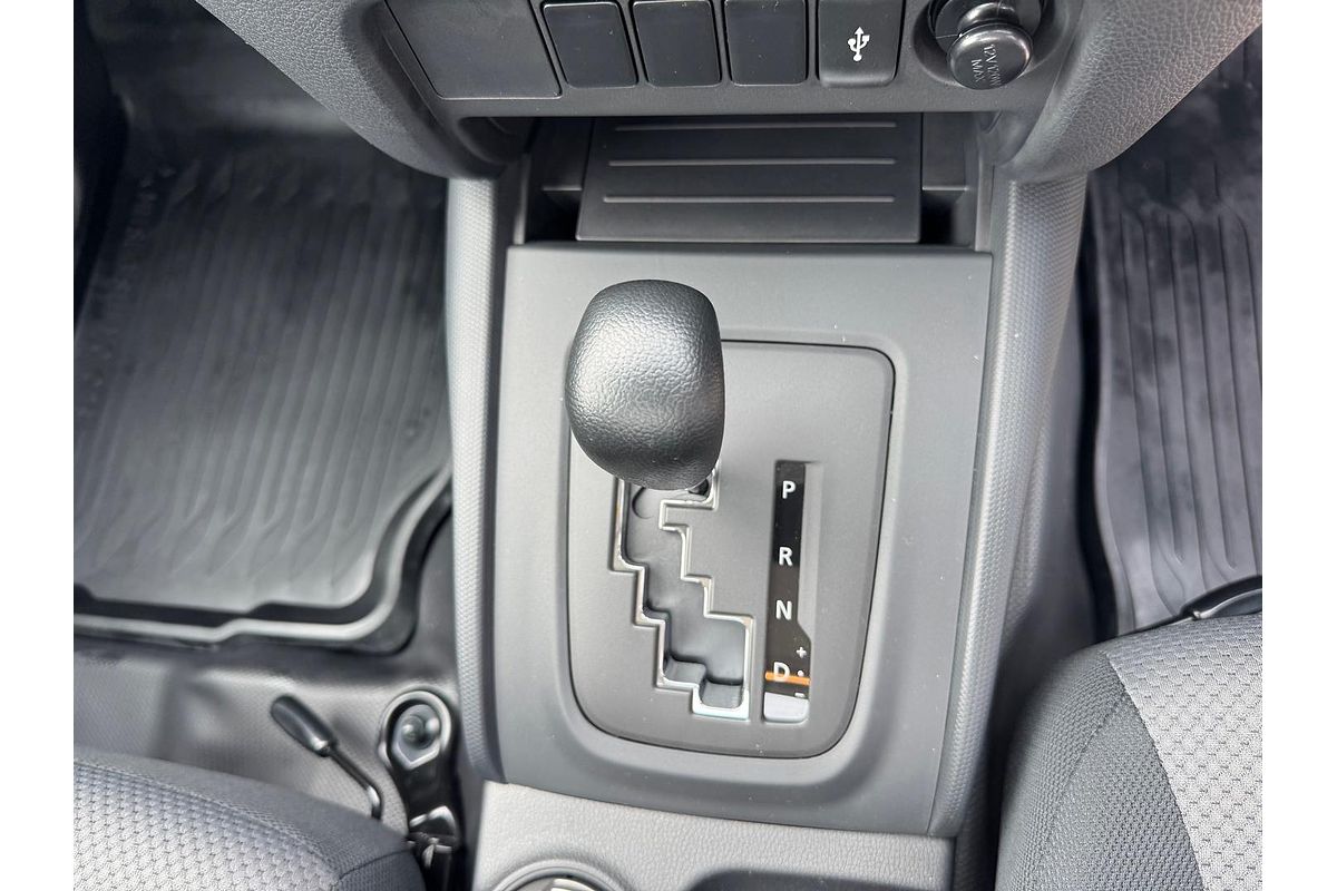2024 Mitsubishi Triton GLX MR 4X4