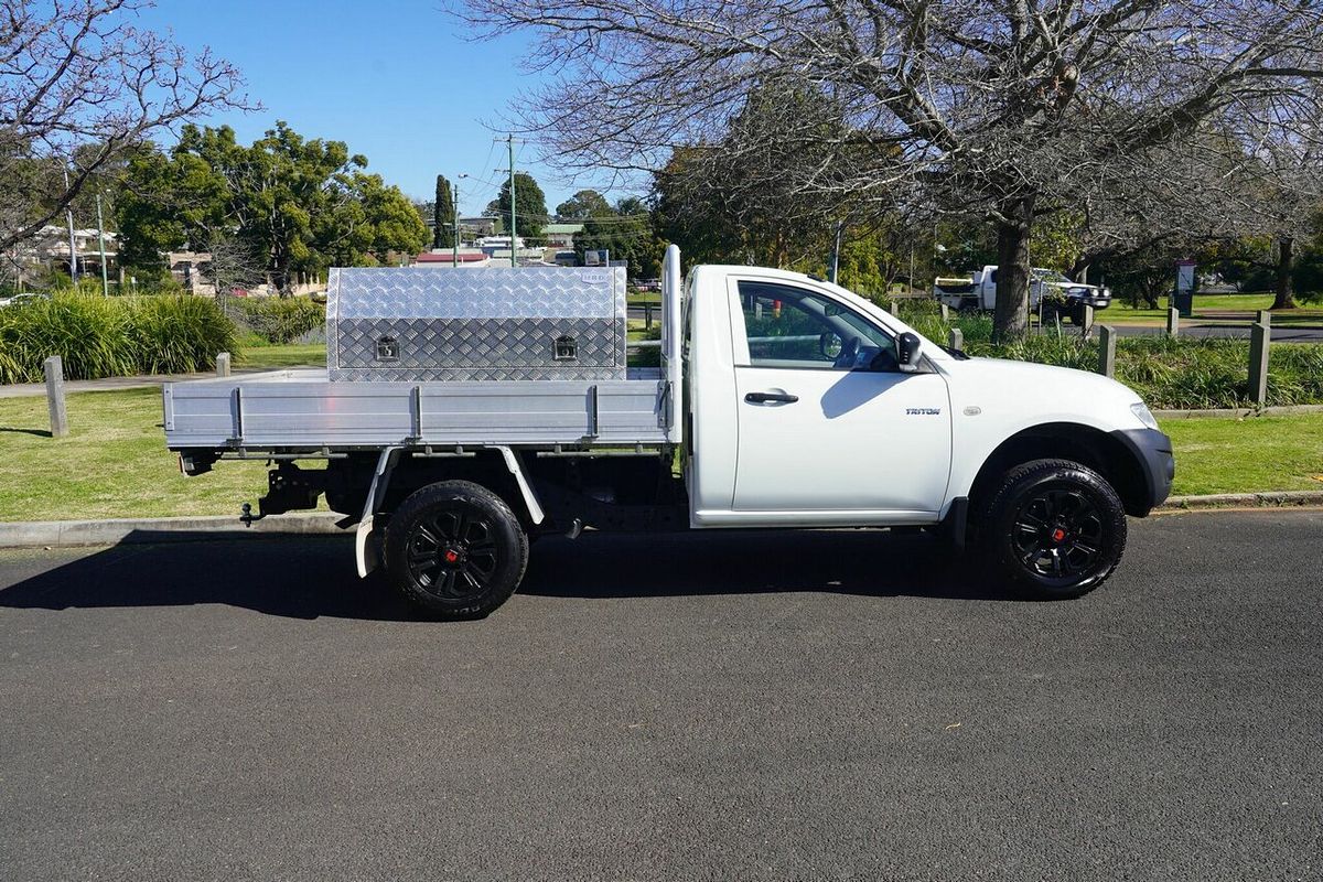 2014 Mitsubishi Triton GL MN Rear Wheel Drive