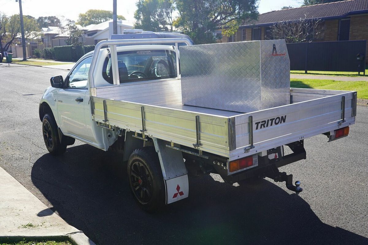 2014 Mitsubishi Triton GL MN Rear Wheel Drive