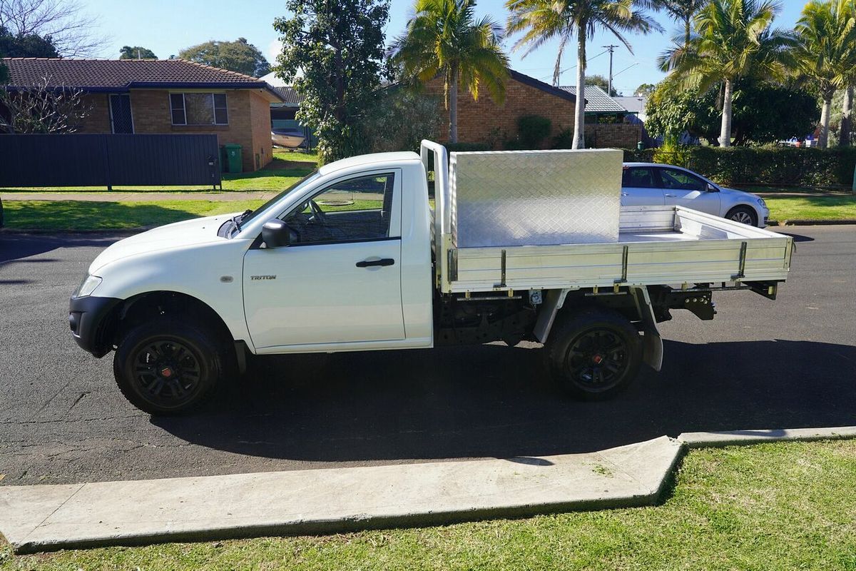 2014 Mitsubishi Triton GL MN Rear Wheel Drive