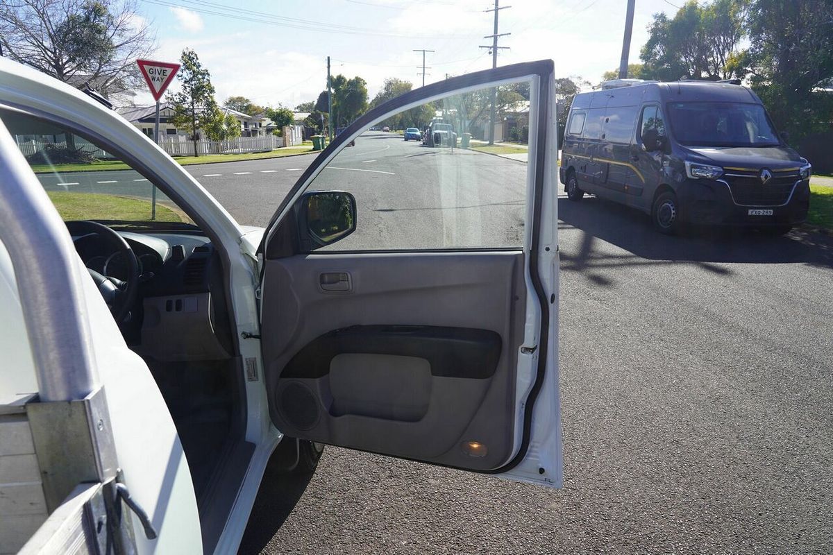 2014 Mitsubishi Triton GL MN Rear Wheel Drive