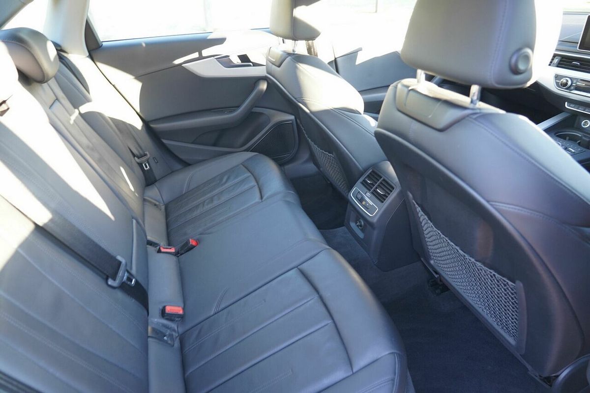 2019 Audi A4 45 TFSI Quattro S Tronic Sport 8W MY19
