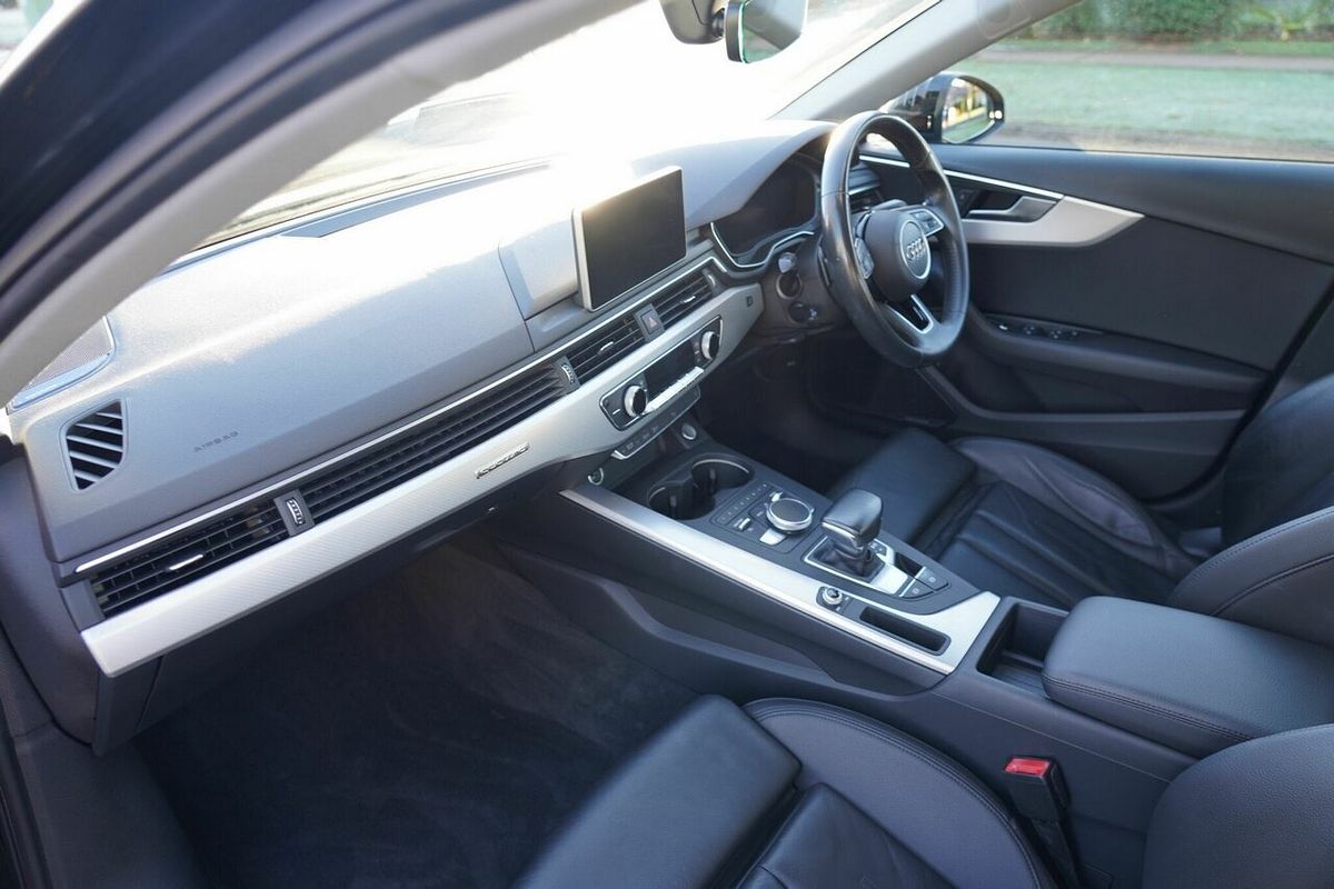 2019 Audi A4 45 TFSI Quattro S Tronic Sport 8W MY19