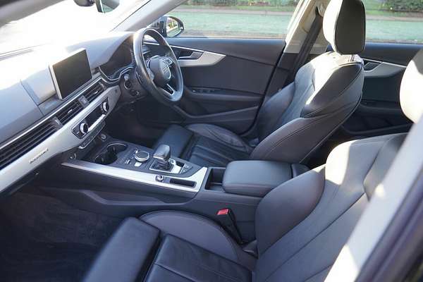 2019 Audi A4 45 TFSI Quattro S Tronic Sport 8W MY19