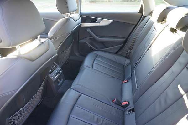 2019 Audi A4 45 TFSI Quattro S Tronic Sport 8W MY19