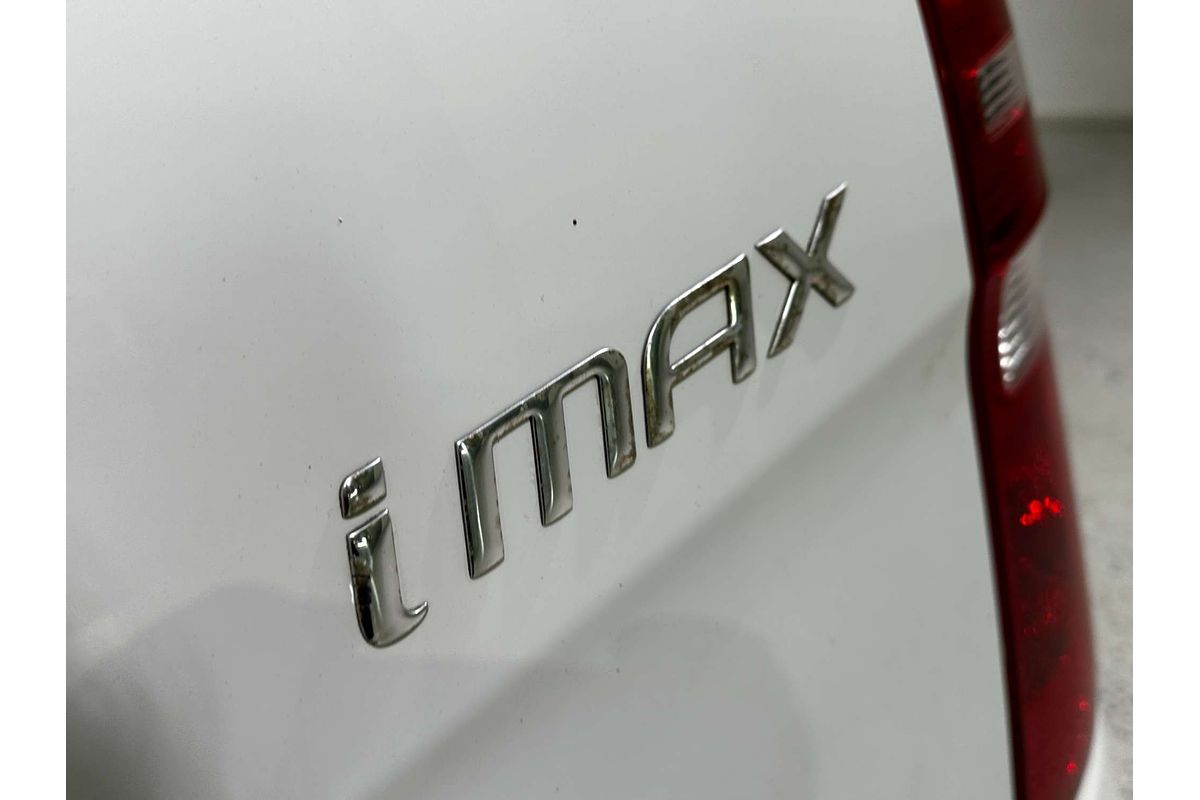 2017 Hyundai iMax  TQ3-W Series II