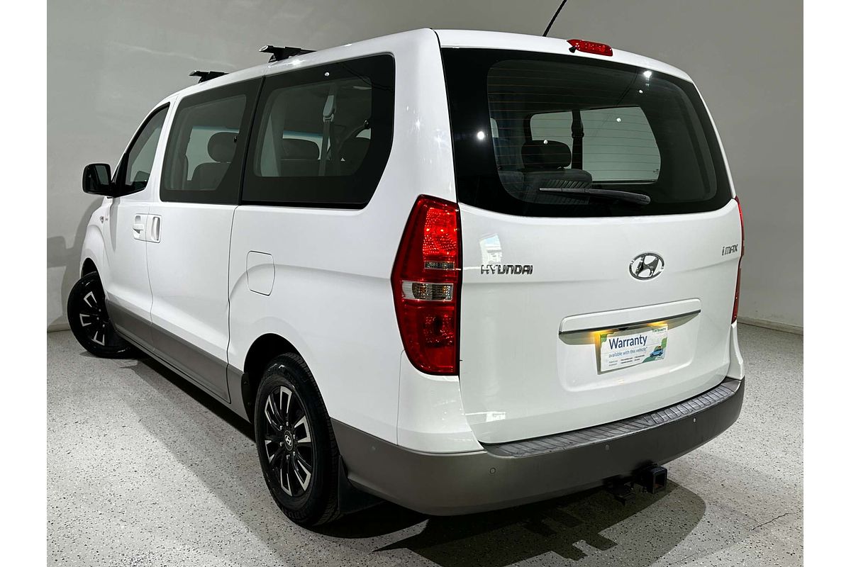 2017 Hyundai iMax  TQ3-W Series II