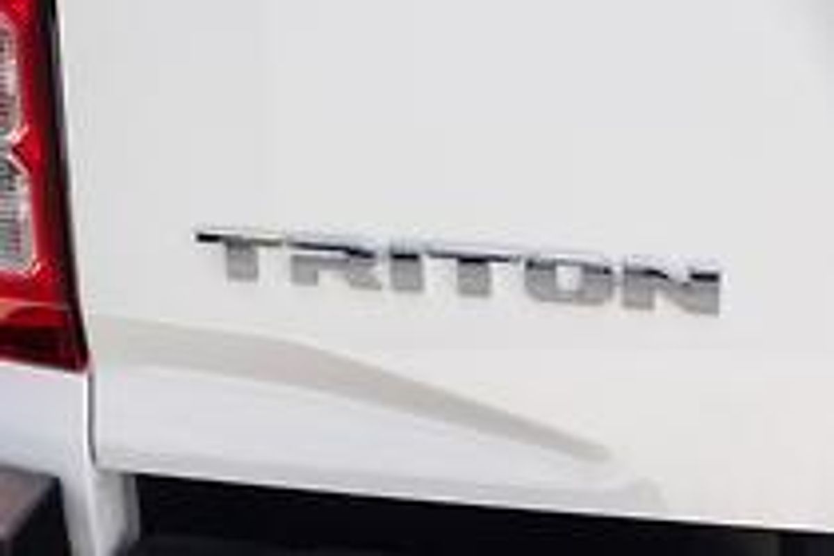 2024 Mitsubishi Triton GLX+ MV 4X4