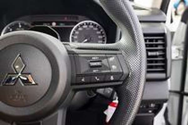 2024 Mitsubishi Triton GLX+ MV 4X4