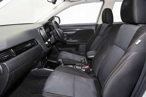 2021 Mitsubishi Outlander ES ZL