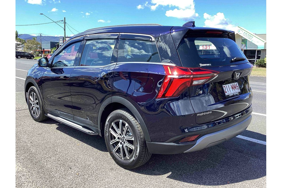 2025 Mahindra XUV700 AX7L