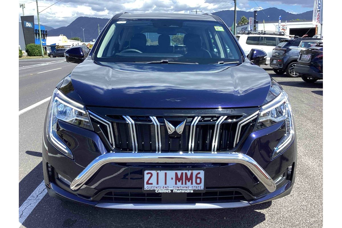 2025 Mahindra XUV700 AX7L
