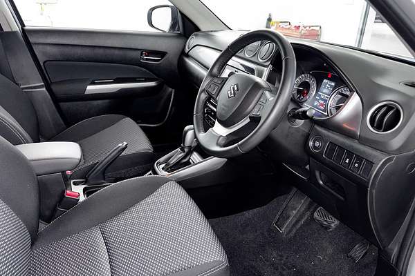 2023 Suzuki Vitara LY Series II