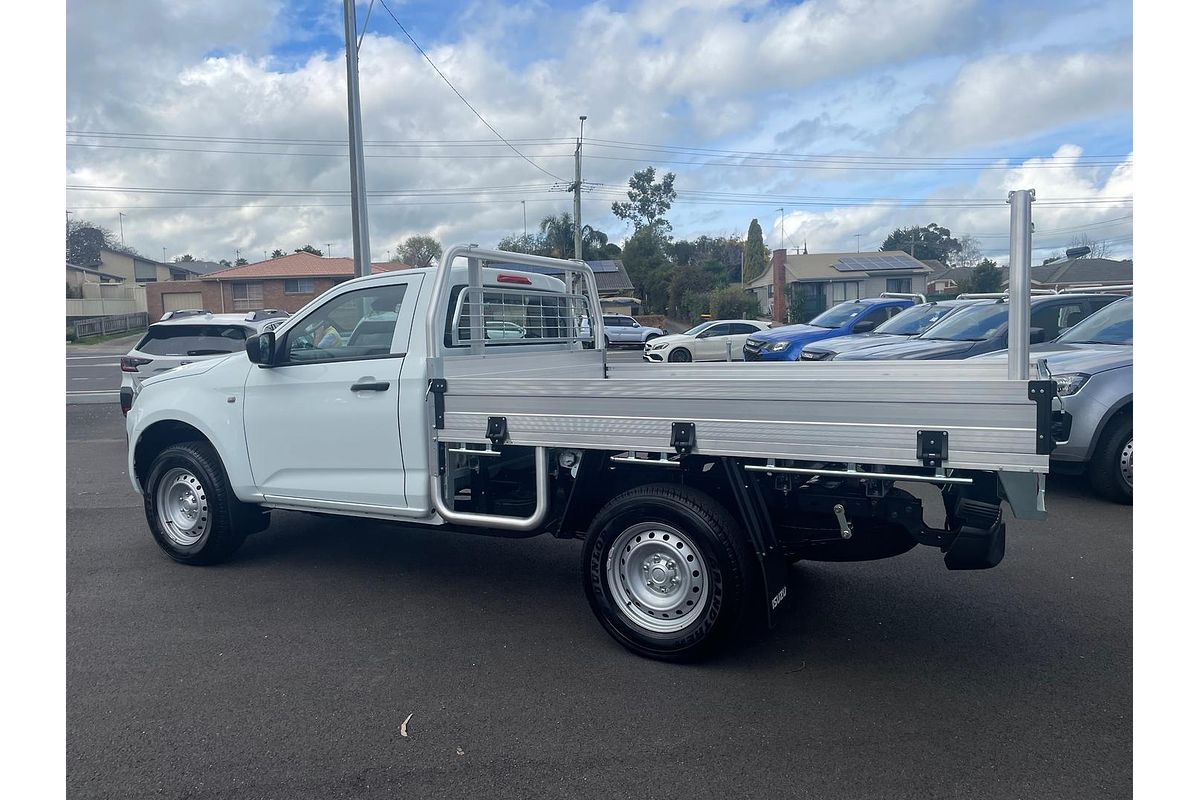 2025 Isuzu D-MAX SX High Ride Rear Wheel Drive