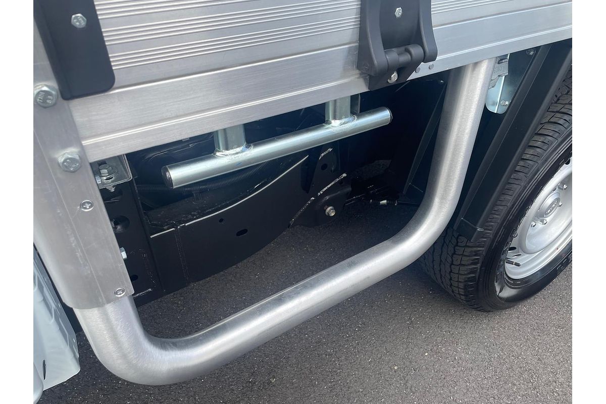 2025 Isuzu D-MAX SX High Ride Rear Wheel Drive