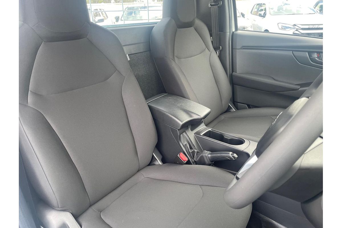 2025 Isuzu D-MAX SX High Ride Rear Wheel Drive