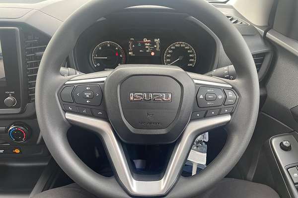 2025 Isuzu D-MAX SX High Ride Rear Wheel Drive