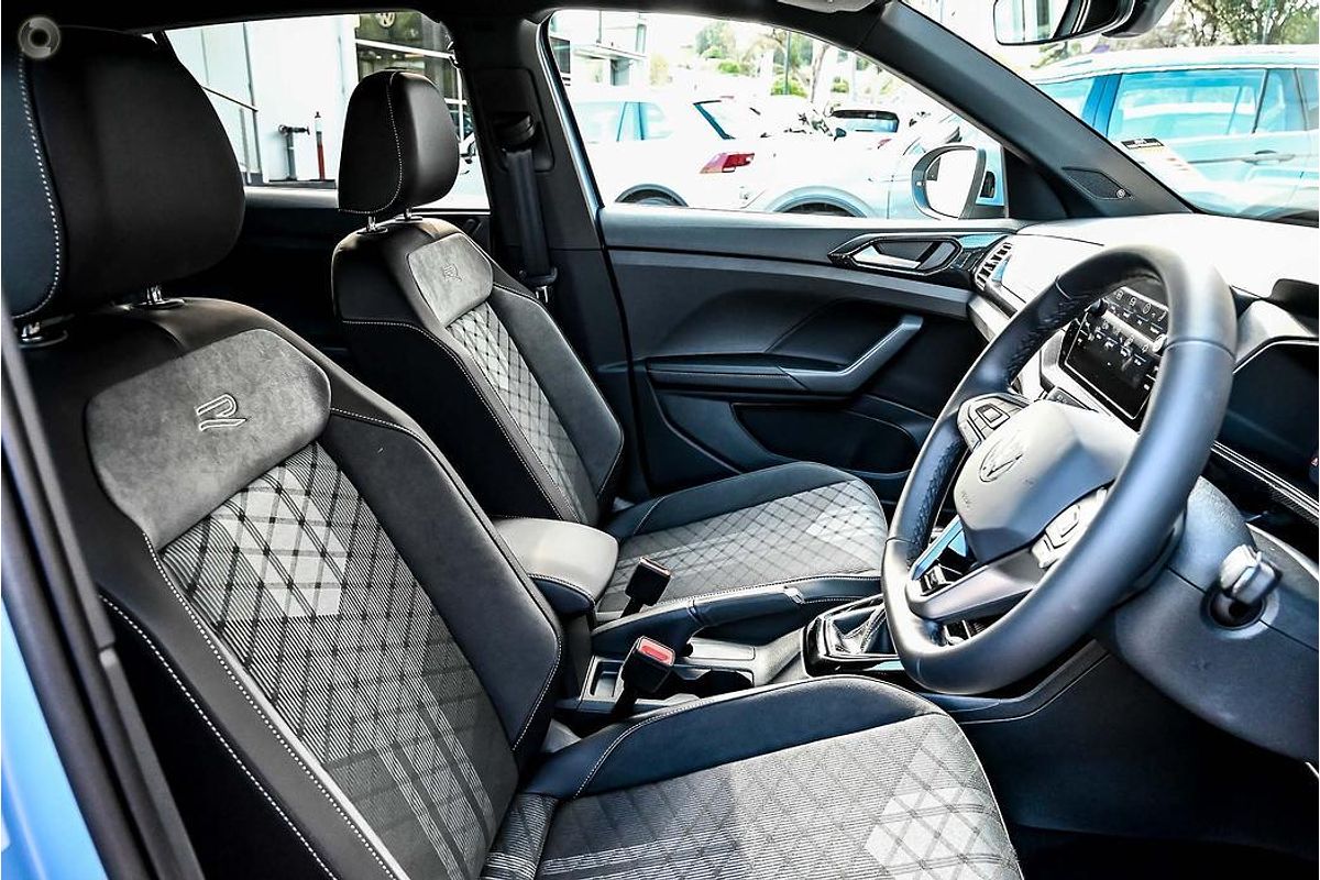 2025 Volkswagen T-Cross 85TSI R-Line D31