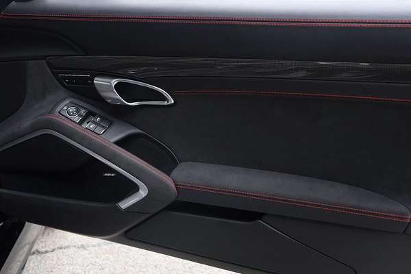 2024 Porsche 718 Boxster GTS 4.0 982