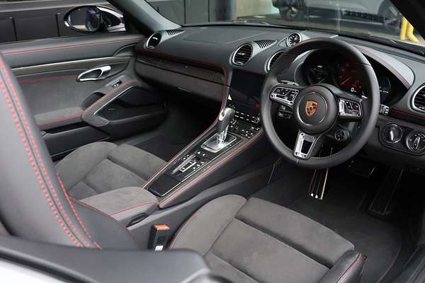 2024 Porsche 718 Boxster GTS 4.0 982