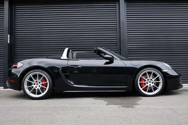 2024 Porsche 718 Boxster GTS 4.0 982