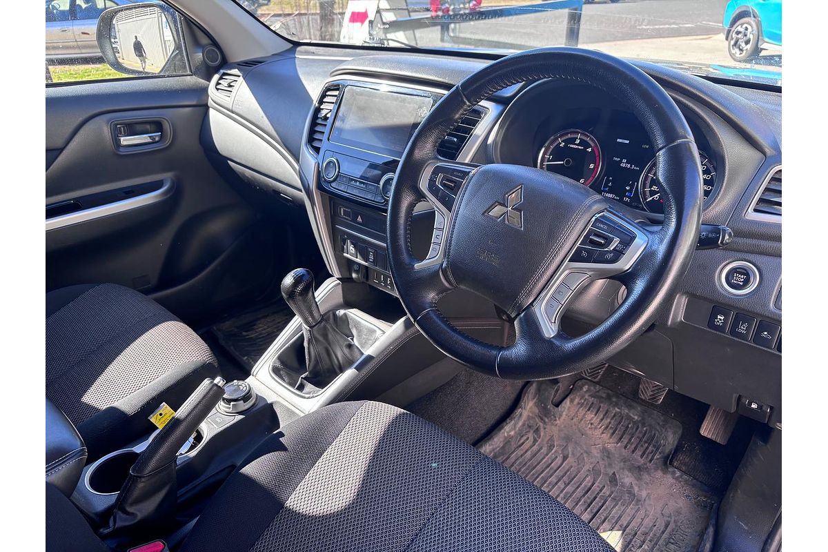 2021 Mitsubishi Triton GLS MR 4X4