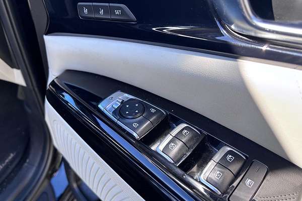 2022 Kia Carnival Platinum KA4