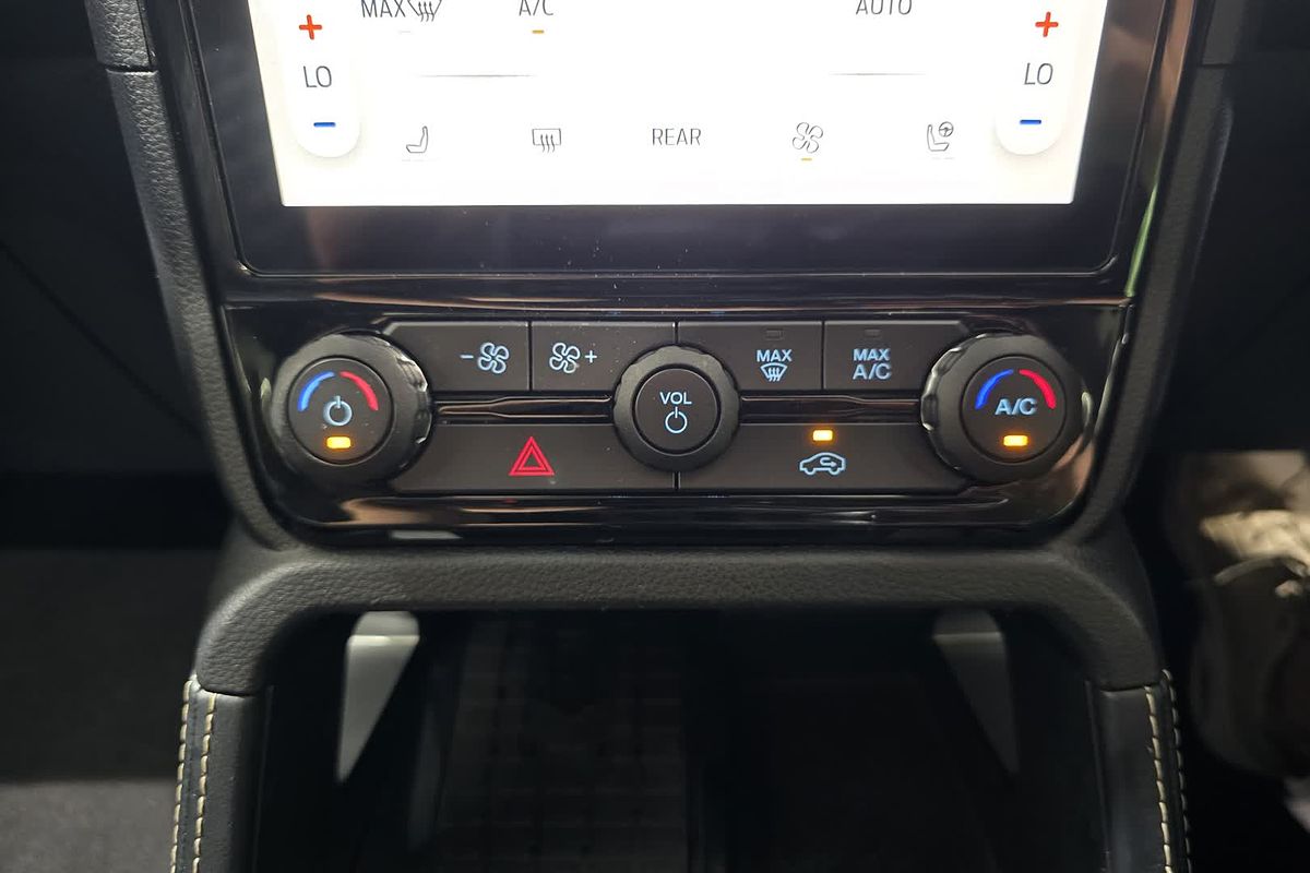 2024 Ford Everest Platinum 3.0L