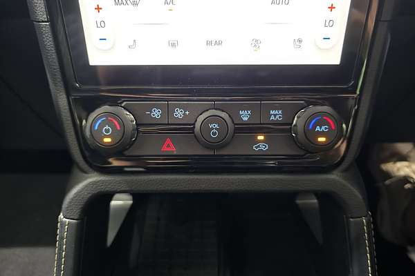 2024 Ford Everest Platinum 3.0L