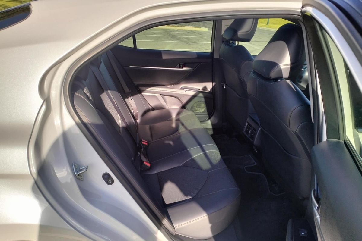 2017 Toyota Camry SL ASV70R
