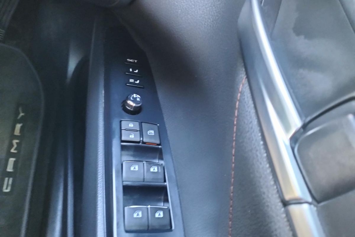 2017 Toyota Camry SL ASV70R