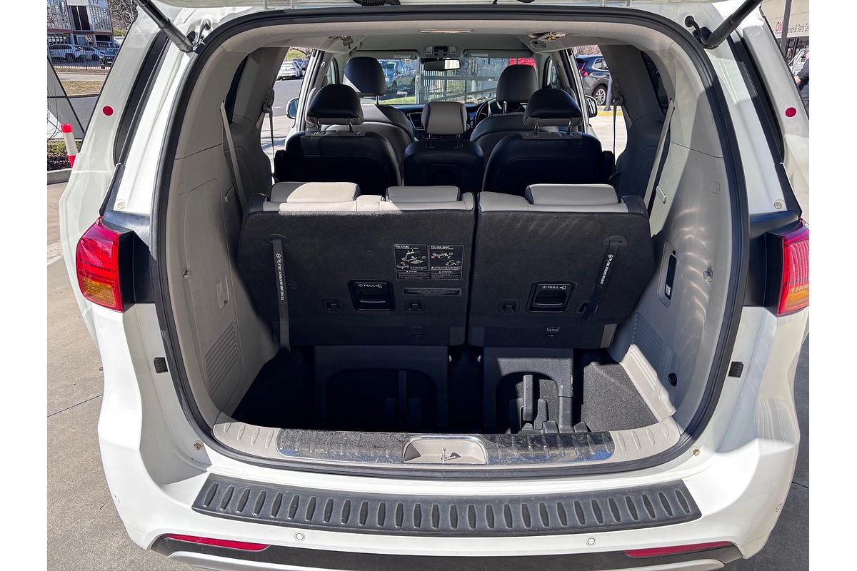 2015 Kia Carnival Platinum YP