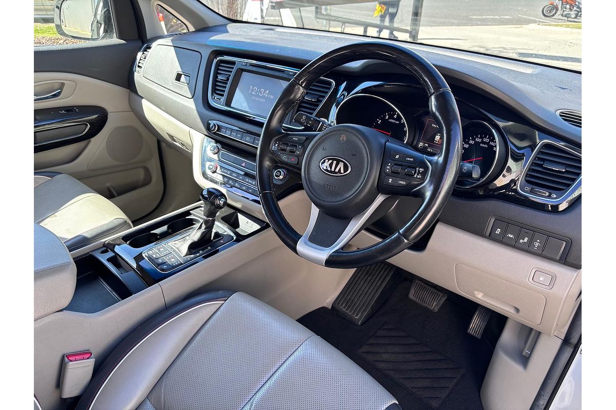 2015 Kia Carnival Platinum YP