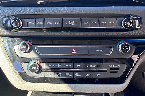 2015 Kia Carnival Platinum YP