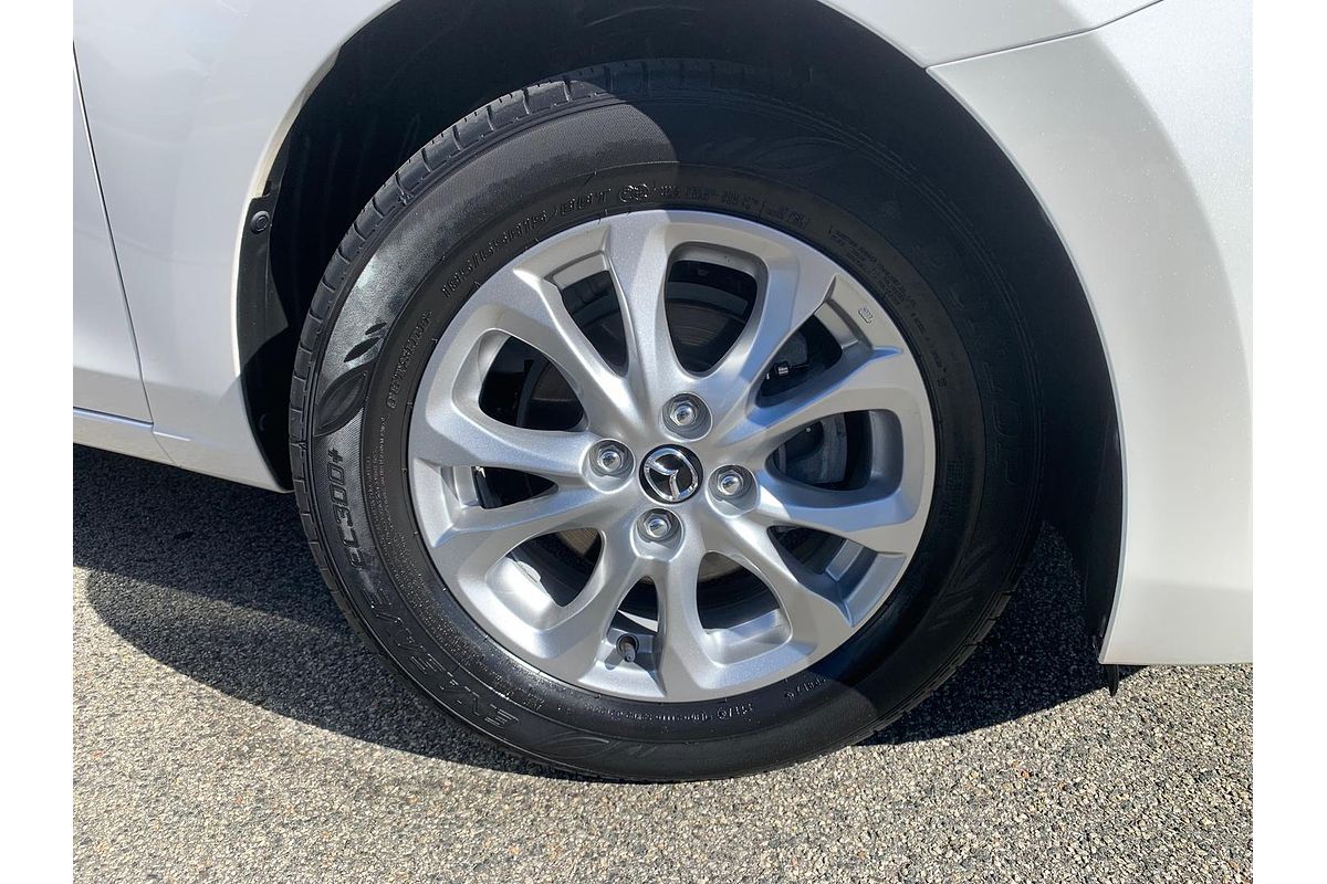 2017 Mazda 2 Maxx DL Series