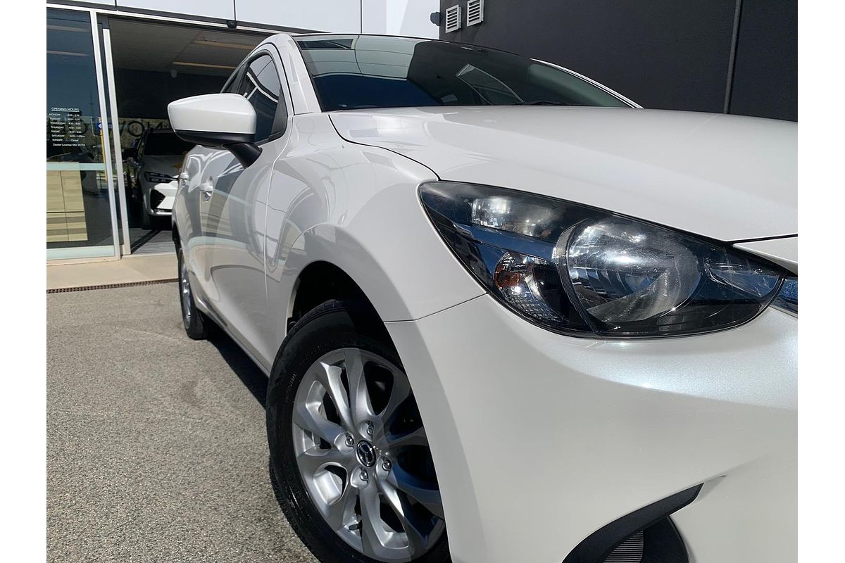 2017 Mazda 2 Maxx DL Series