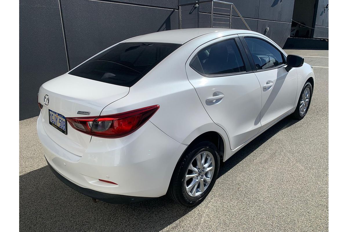 2017 Mazda 2 Maxx DL Series